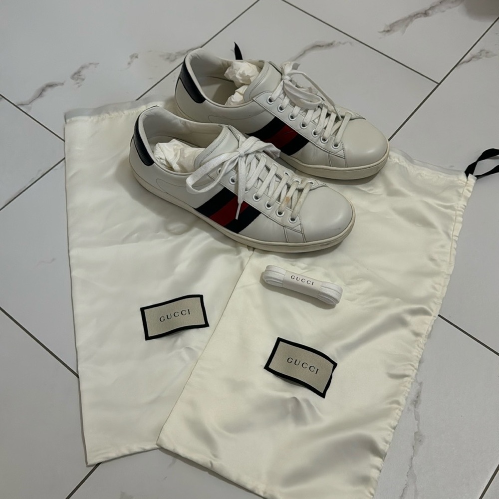 MENS GUCCI SNEAKERS SIZE 7.5